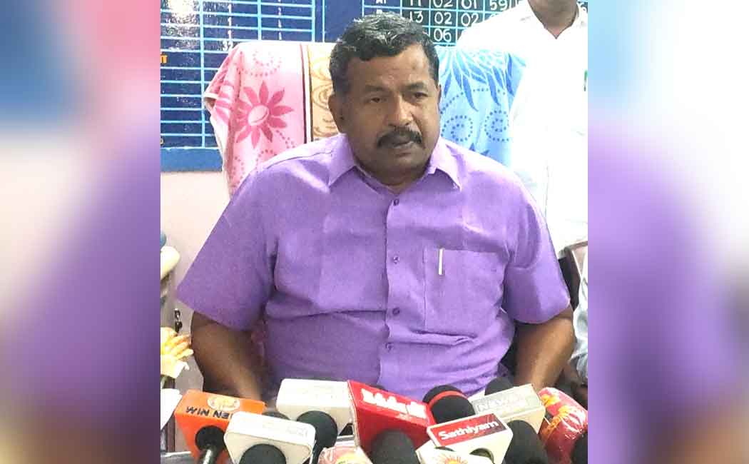 "Change the name of the movie "Vaathi" which hurts teachers' feelings..' - Teachers