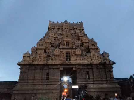 thanjavur raja raja cholan temple