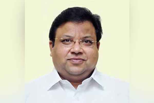 Corruption in the selection of candidates