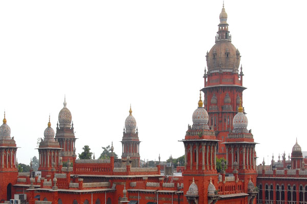 Chennai High Court agony Police are drowning in cell phones at nellai case