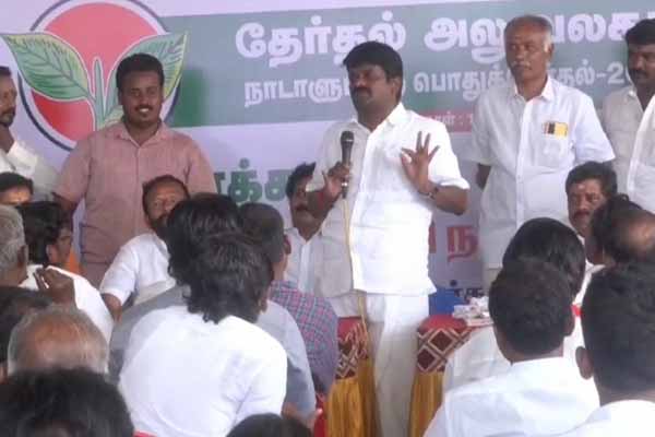 Innova car if you buy more votes Vijayabaskar offer to ADMK executives