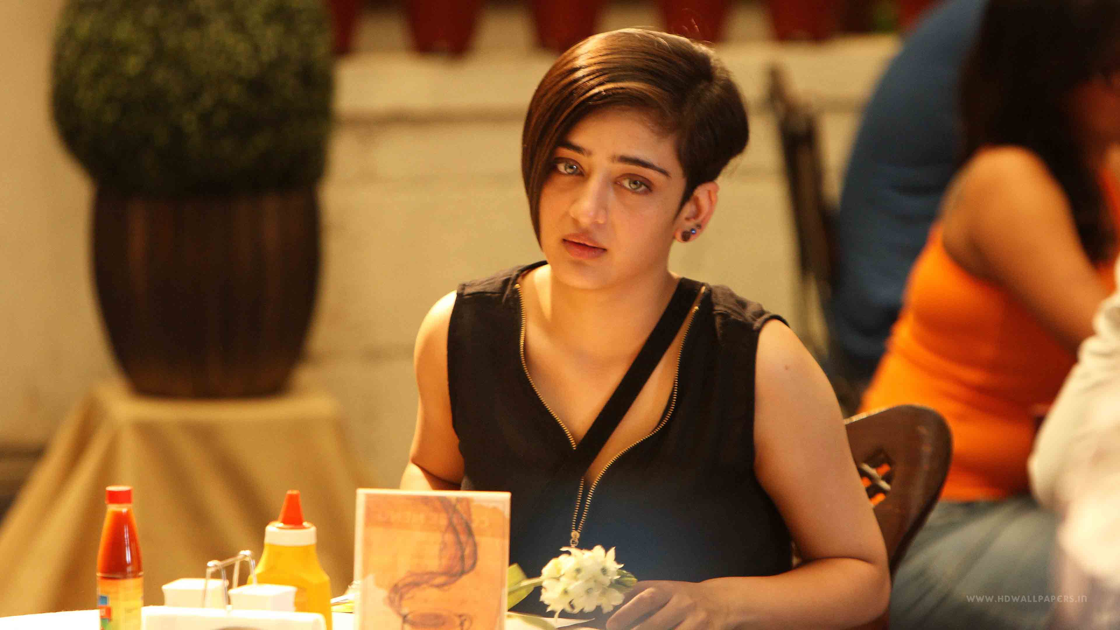 akshrahassan