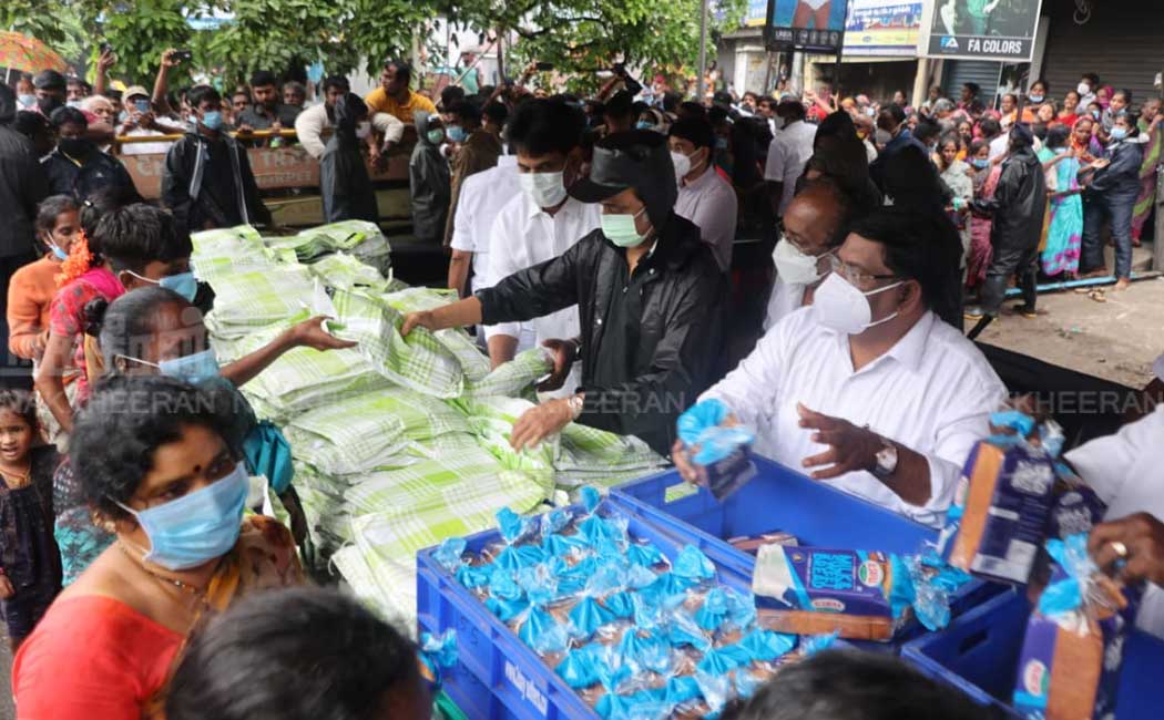 Chief minister who provided food and relief aid