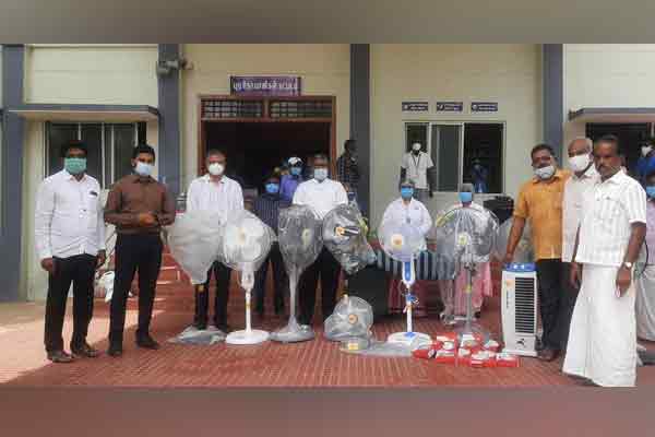 Businessmen donate 11 fans to Government Hospital Corona Ward ..!