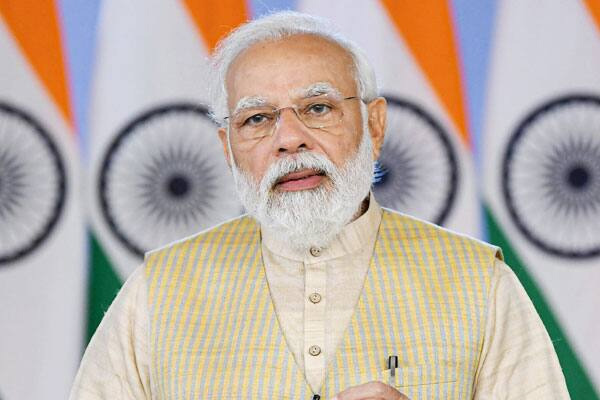 PM Modi eulogizes MGR