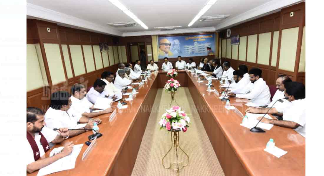 DMK alliance resolution