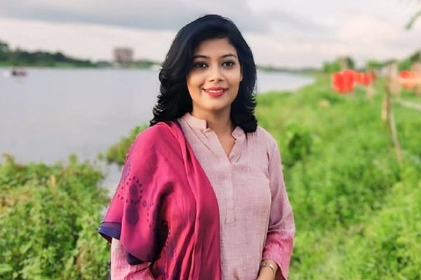 Female journalist mysteriously lost life in Bangladesh