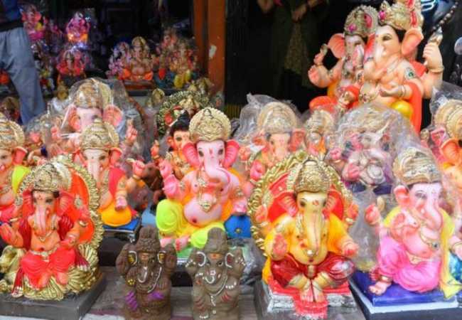 vinayagar chaturthi celebration in india temples peoples