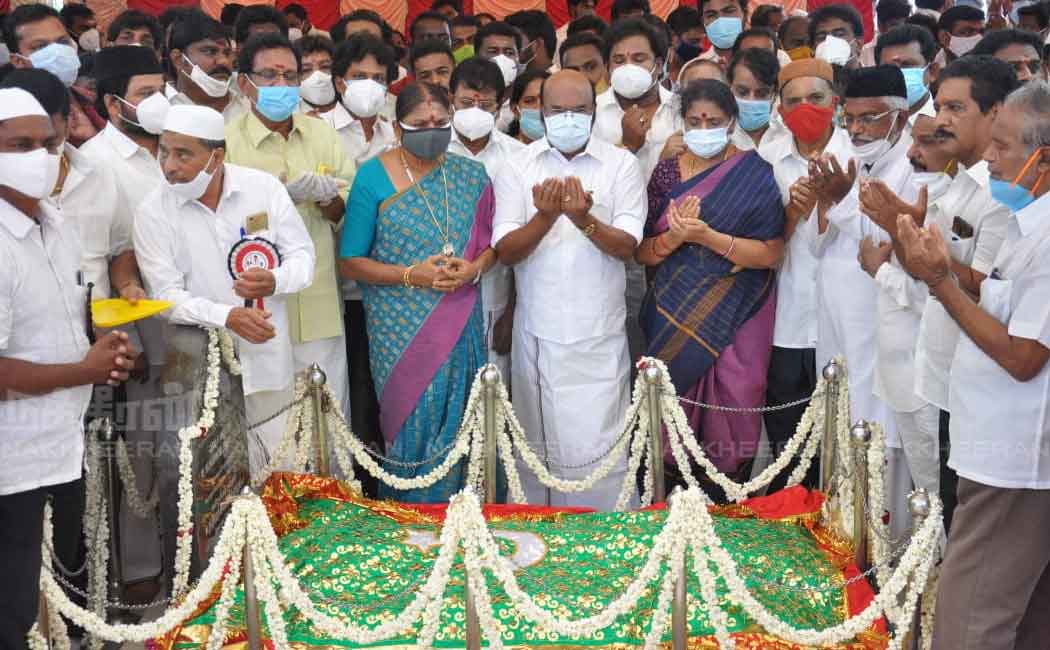 AIADMK pays homage to Gaide Millat Memorial