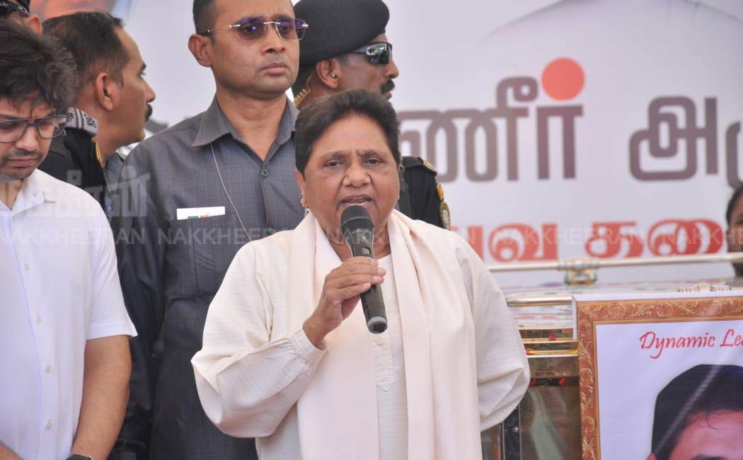 Bahujan Samaj Party chief Mayawati pays homage to Armstrong's (Pictures)