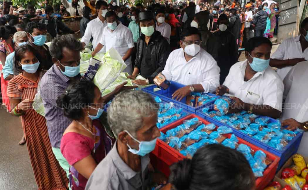 Chief minister who provided food and relief aid
