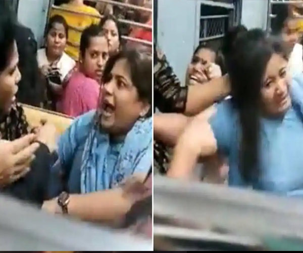 Women passengers engage brawl local train mumbai