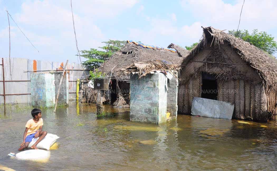 flood in street