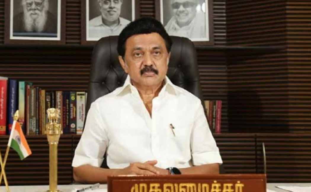 TamilNadu government will be set penny kwik statue in England