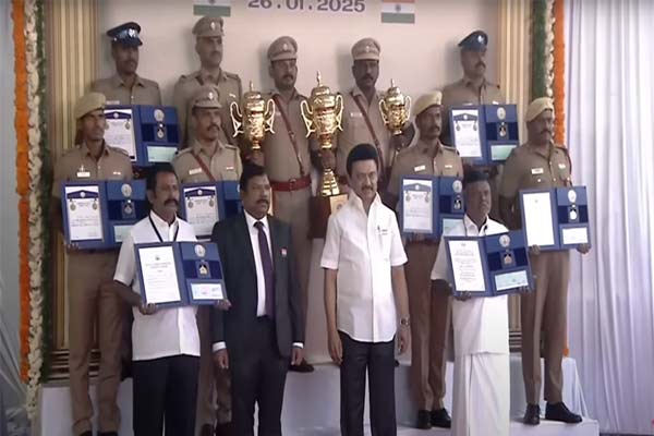 Republic Day Celebration 2025 CM MK Stalin presented the awards and medals