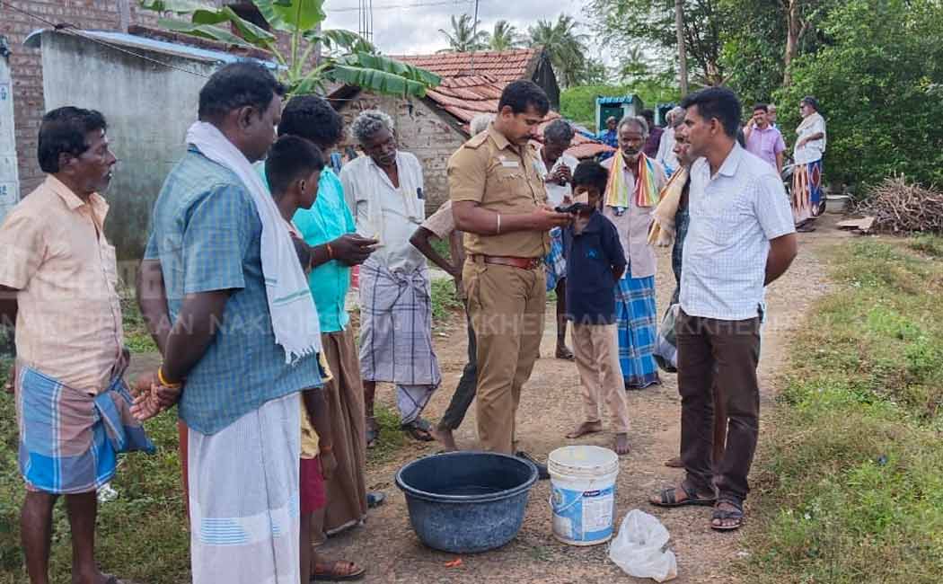 some one who went to the toilet in public drinking water