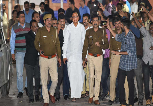inx media case former union minister p chidambaram cbi take investigation august 26 cbi court order