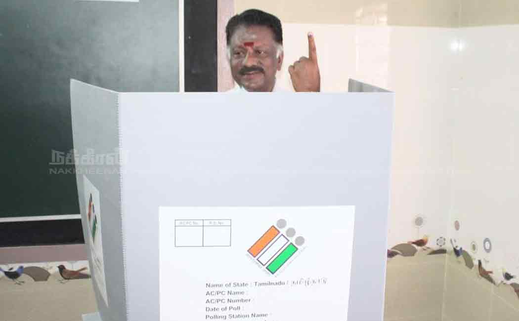 O Paneerselvam cast his vote