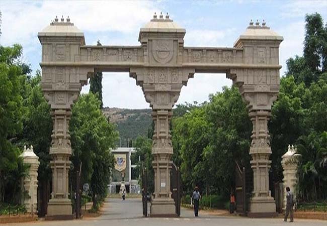 MADURAI KAMARAJ UNIVERSITY ADMINISTRATION PROFESSOR, STUDENTS