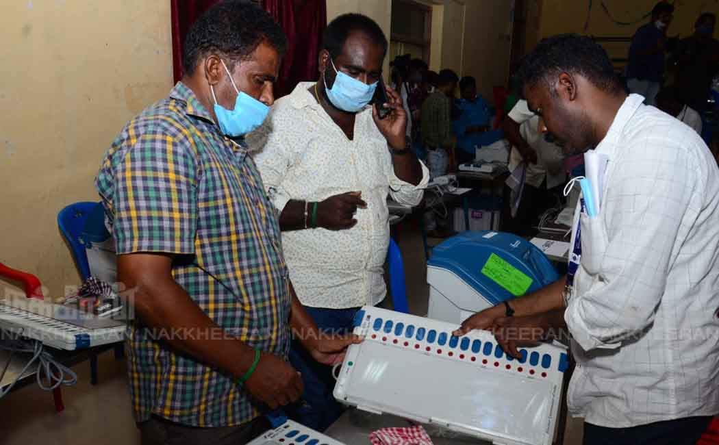 Election Commission in the process of preparing the machines