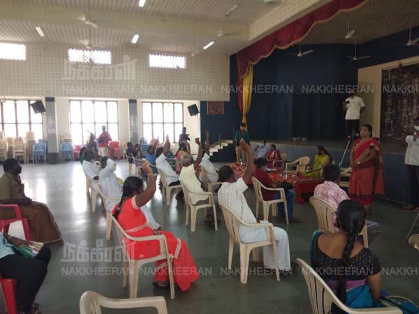 Schools opening issue - Tiruchirappalli