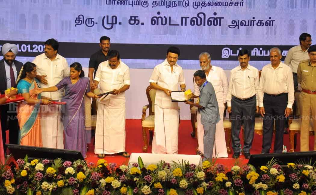 greater chennai corporation appreciate frontline workers during chennai flood