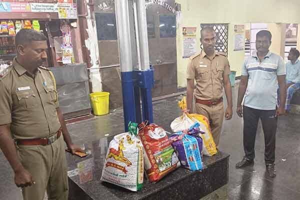 Smuggling of ration rice in Villupuram-Thiruvarur passenger train