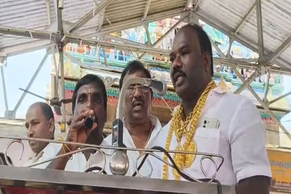 Katpadi Union group leader sings the national anthem incorrectl