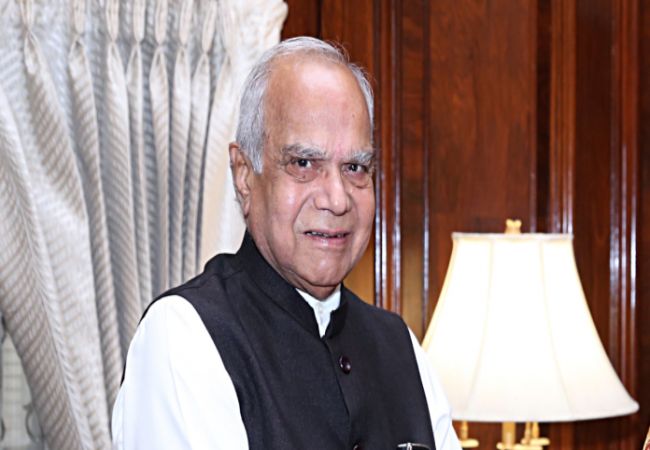 72th republic day celebration chennai merina governor