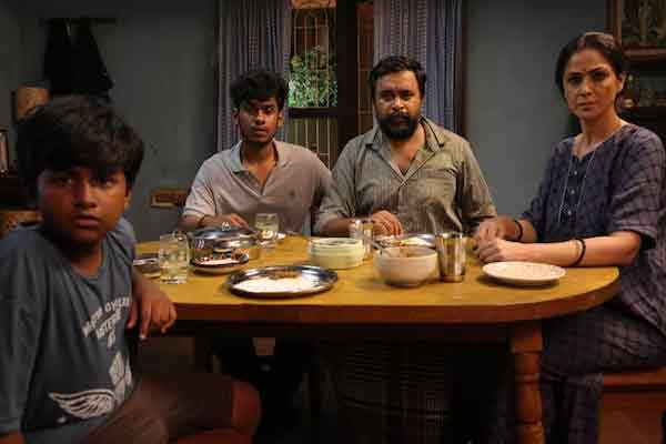 Tourist Family movie Review