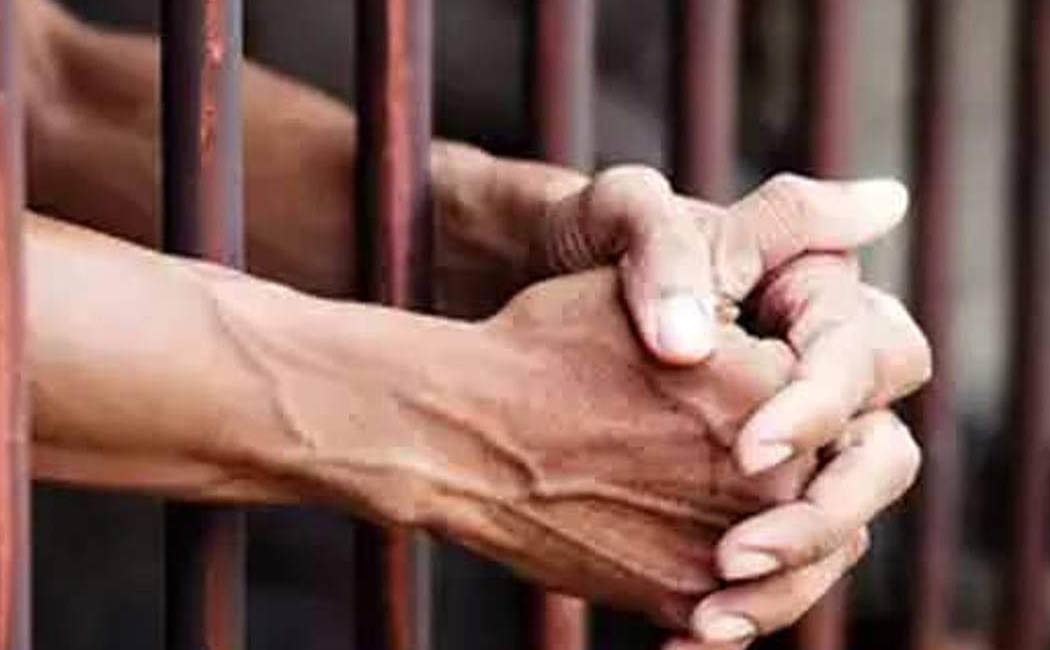 Phone, SIM card confiscated from convict in Salem Jail