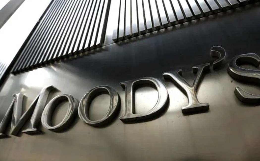 Moody's lowers India's economic growth forecast