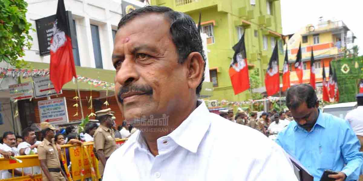 '' OPS who went with 11 members ... failure is the reward if the case is filed '' - OS Maniyan hint!