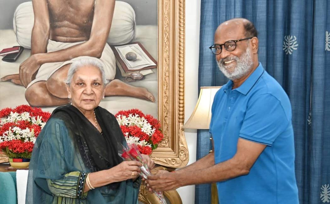 Actor Rajinikanth meets Uttar Pradesh Governor Anandiben Patel in Lucknow