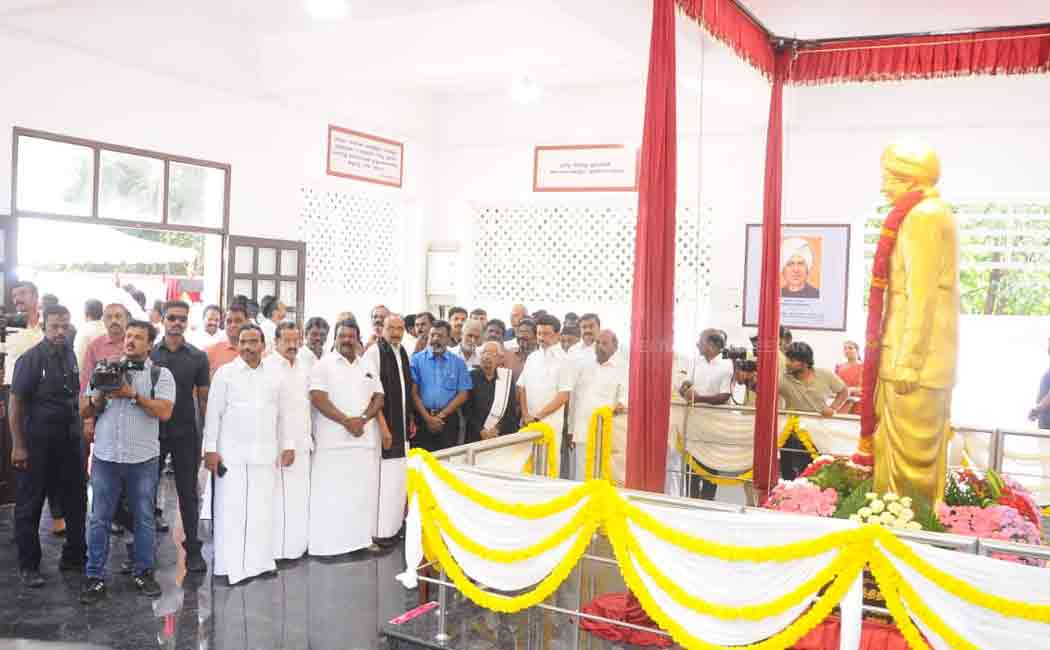 Pandit Ayodhidhaasar Statue Inauguration