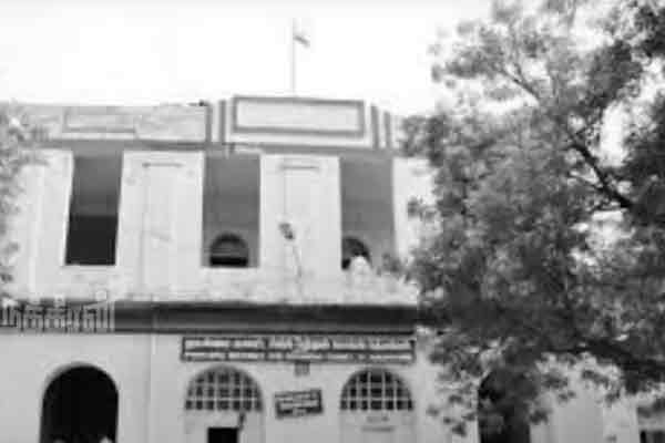 thanjavur keezhvenmani daily wage hike request incident due to affected labours