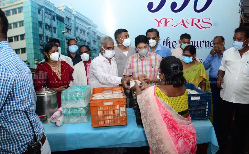 Sehgar Babu and Dayanidhi Maran who were examined at the hospital