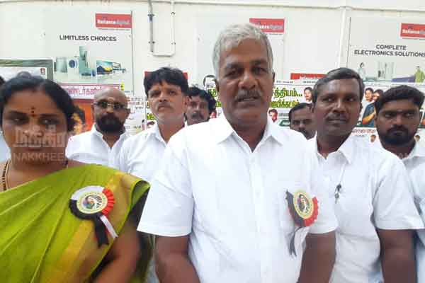 Why we make 500 kg of apple garland for Sasikala m.seenivasan