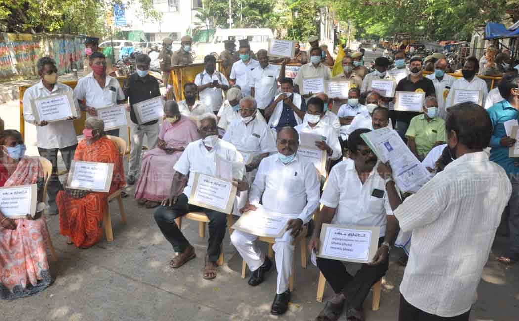 people involved in struggle