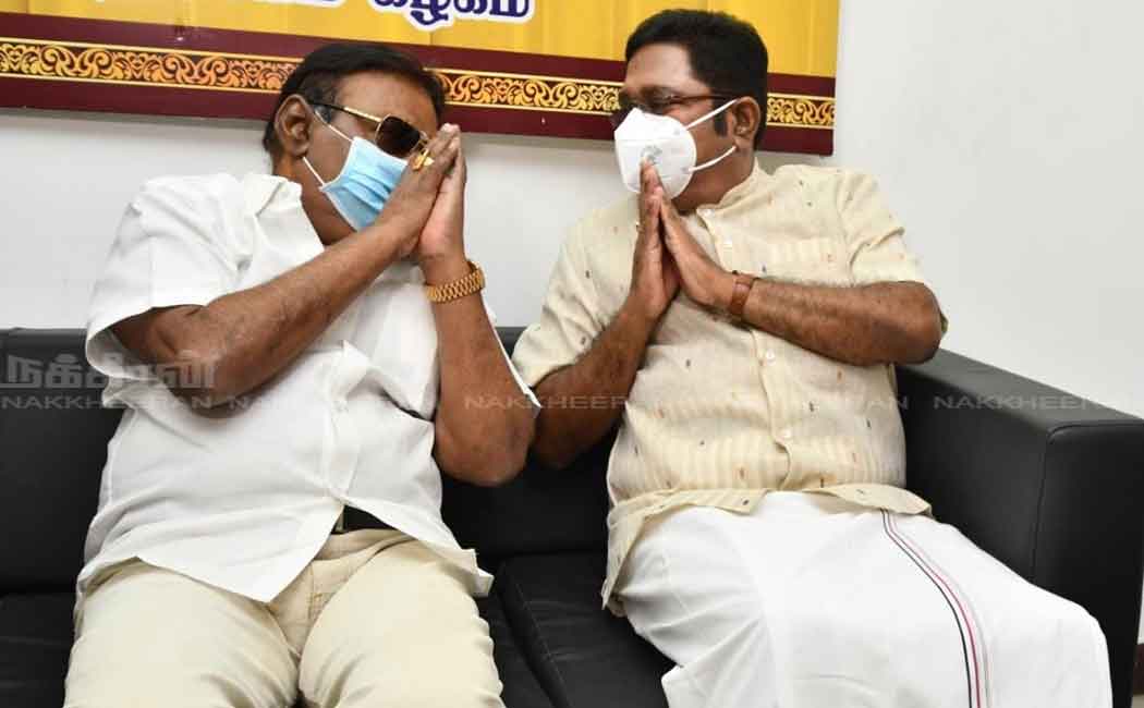 TTV.Dhinakaran-Vijayakanth meeting