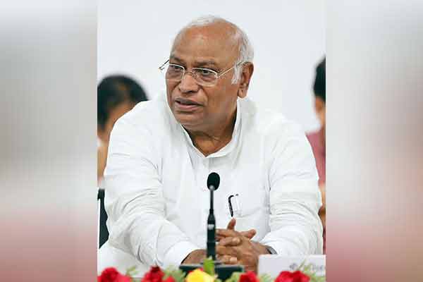 Modi govt should take responsibility for the train incident Congress leaders insist