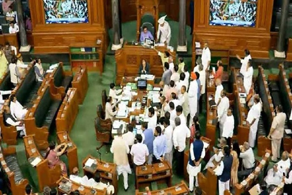 Congress Speaker chandrasekaran commented on Smriti Irani