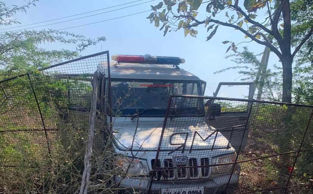 Human rights activists comments against police shot and caught criminals tamilnadu