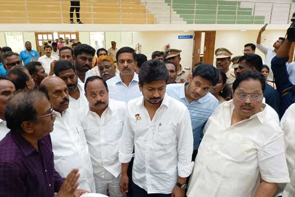 "Will there be a raid at Ponmudi house" - Minister Duraimurugan