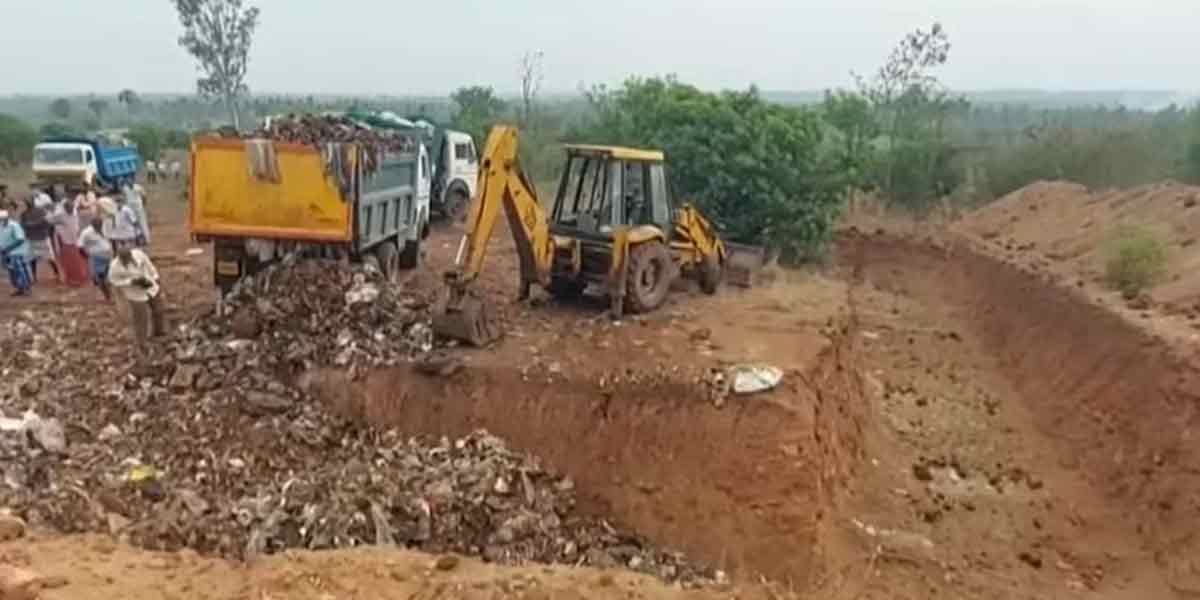 Kerala medical waste at the Tamil Nadu border ...