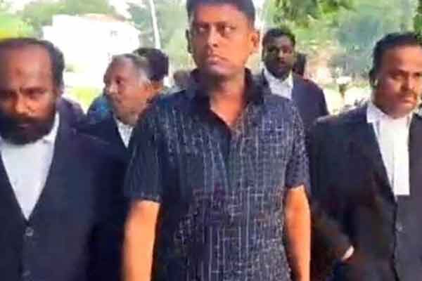 Case filed by DIG Varunkumar against Seeman adjourned
