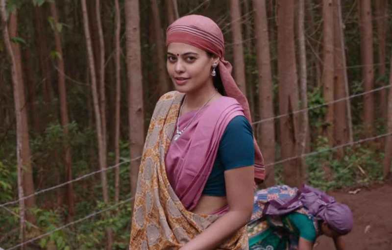 kazhugu bindhu madhavi