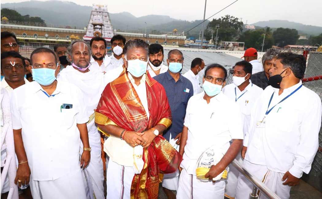 OPS and Ministers On Tirupathi