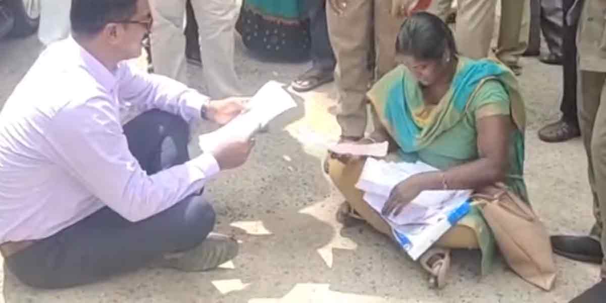 The young woman who participated in the dharna.... The collector sat on the ground and heard the demand
