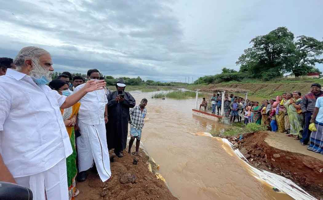 The Minister who met the suffering people in person and issued an order of action